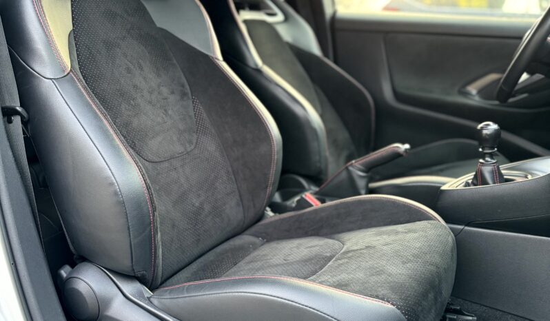 
								Toyota Yaris GR full									
