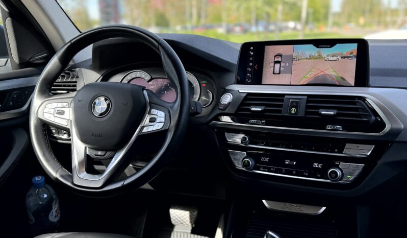 
								BMW X3 XDrive 20D full									