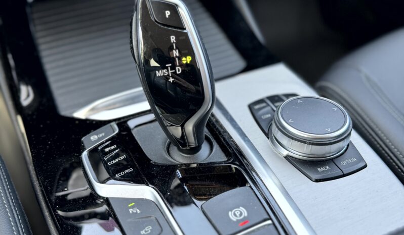 
								BMW X3 XDrive 20D full									