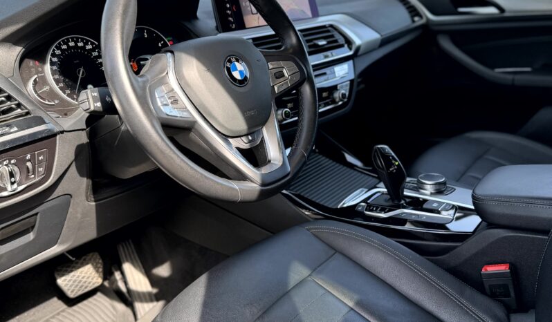 
								BMW X3 XDrive 20D full									