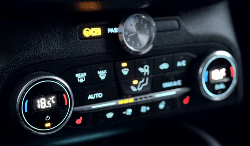 
								Ford Focus full									