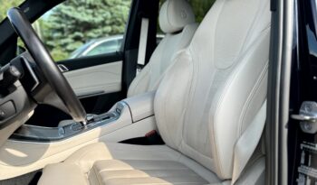 
										BMW X5 xDrive 30D full									