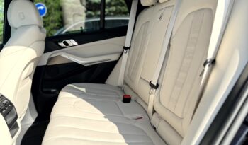 
										BMW X5 xDrive 30D full									
