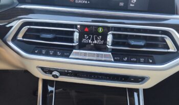 
										BMW X5 xDrive 30D full									