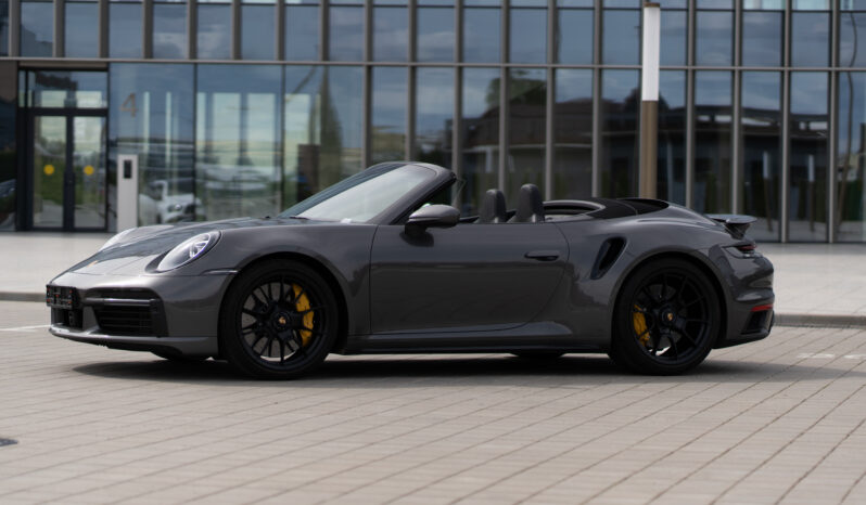 
								Porsche 911 Turbo S full									
