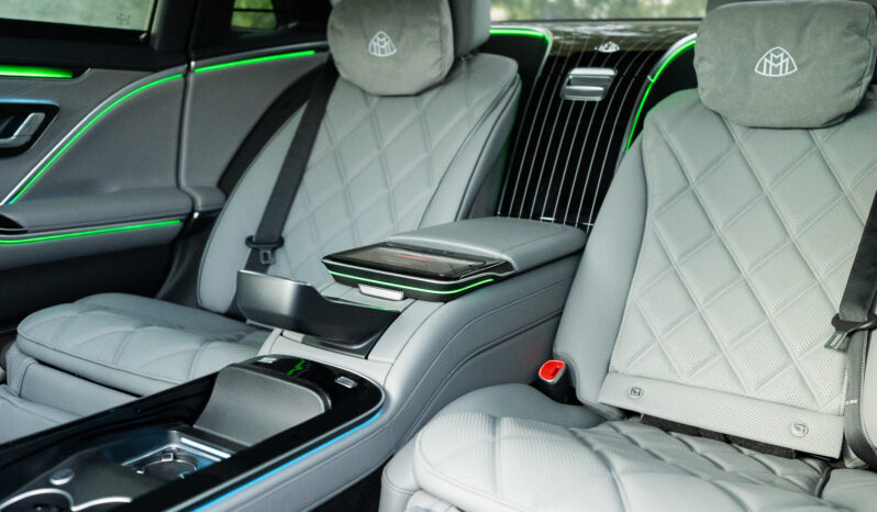 
								Mercedes-Maybach S 580 full									