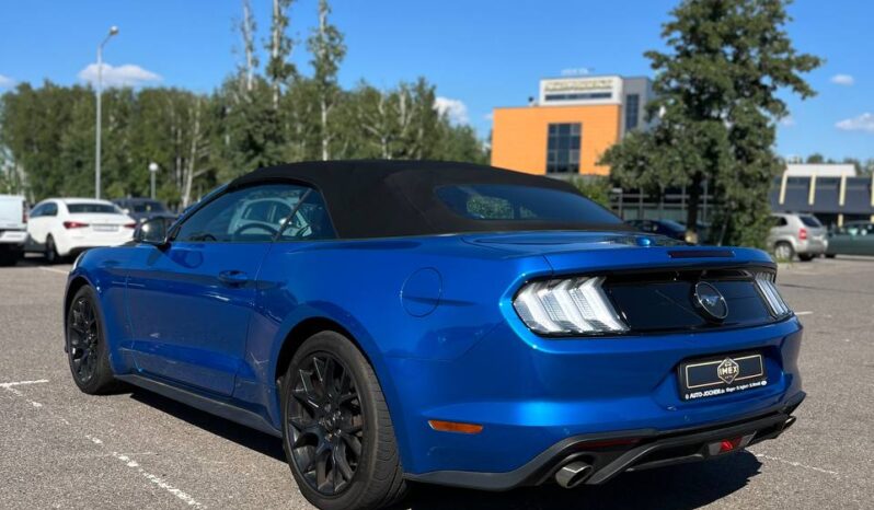 
								Ford Mustang full									