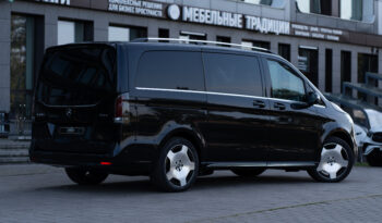 
										Mercedes-Benz  V300d full									