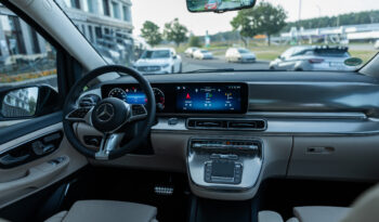 
										Mercedes-Benz  V300d full									