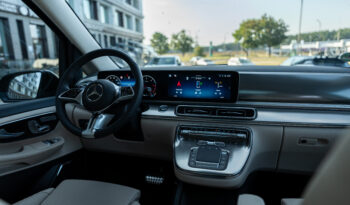 
										Mercedes-Benz  V300d full									