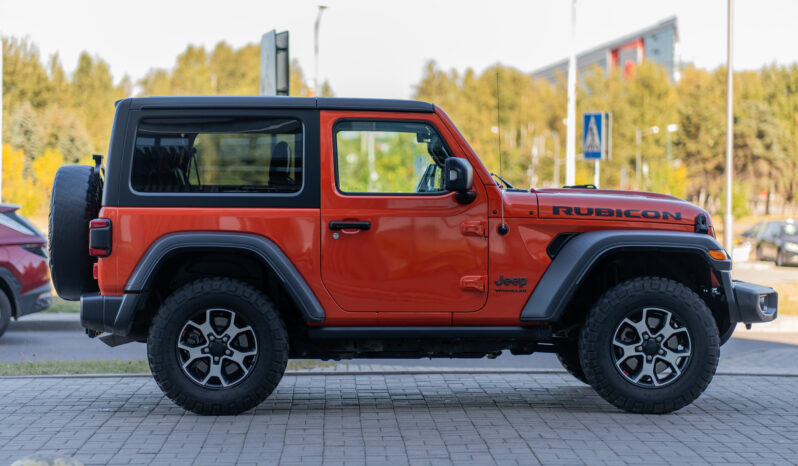 
								Jeep Wrangler full									