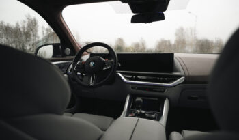 
										BMW XM full									