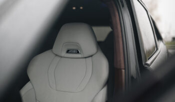 
										BMW XM full									