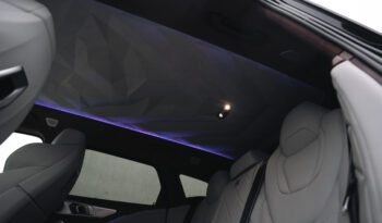 
										BMW XM full									
