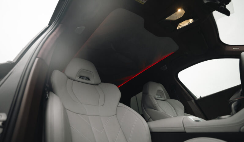 
								BMW XM full									