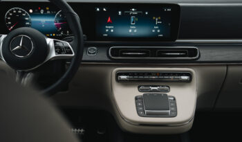 
										Mercedes-Benz V300D full									