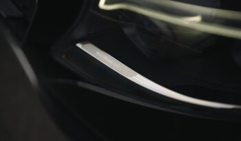 
										Mercedes-Benz V300D full									