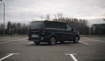 
										Mercedes-Benz V300D full									