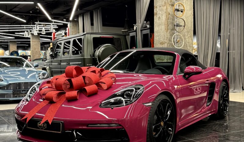 
								Porsche 718 Boxster full									