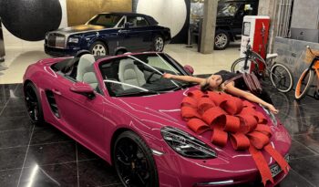 
										Porsche 718 Boxster full									