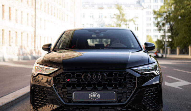 
								Audi RS Q3 full									